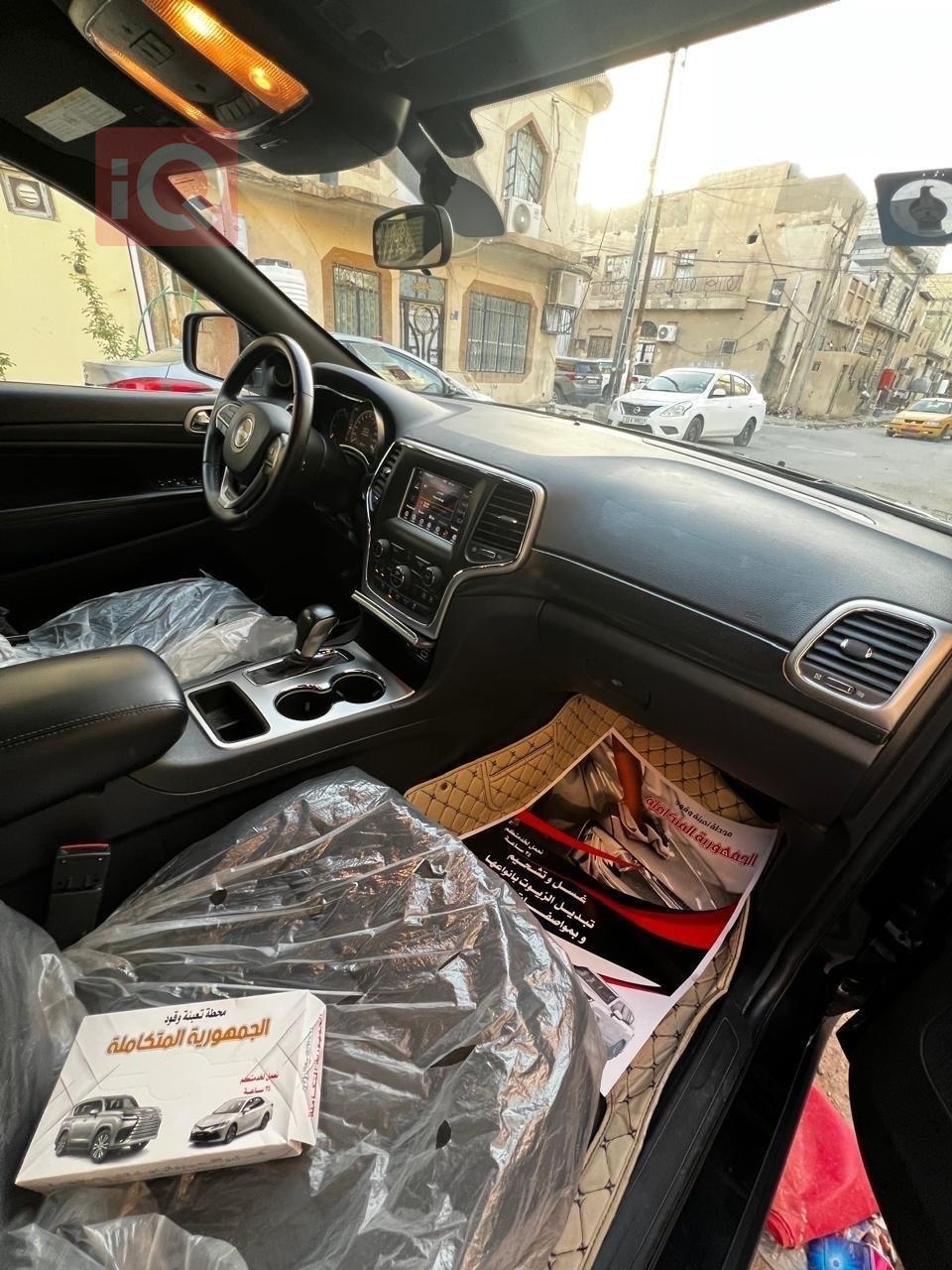 جیپ گراند شیرۆکی